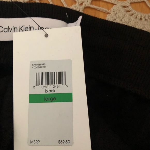 PRICE DROP Calvin Klein workout/sweat pants/joggers - Picture 3 of 5
